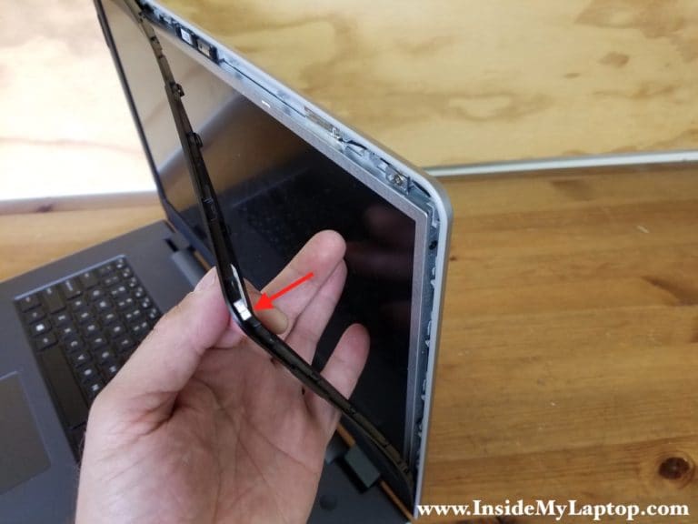 Replacing Lcd Screen On Dell Inspiron Series Inside My Laptop