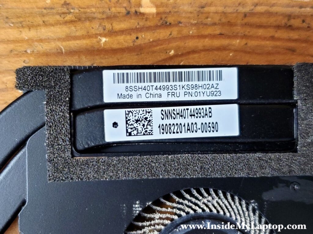 Cooling fan assembly has Lenovo spare part number: 01YU923.